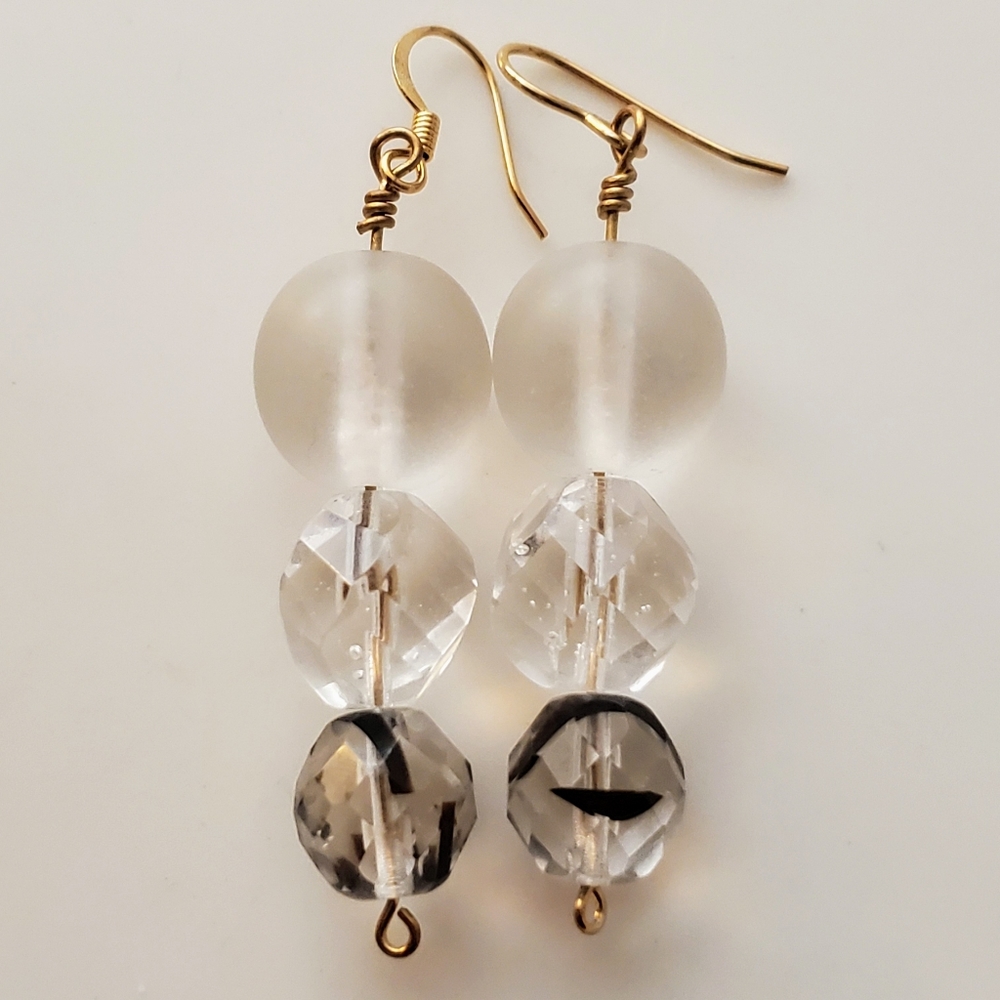 Glass Bead Dangle Earrings On Gold Wire - Picture 1 of 3